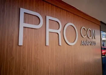 Fiscalização retira de circulação fórmulas infantis contaminadas e autua estabelecimentos