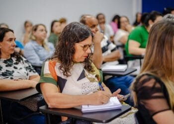 Prefeitura abre inscrições para curso gratuito de francês na Biblioteca Municipal