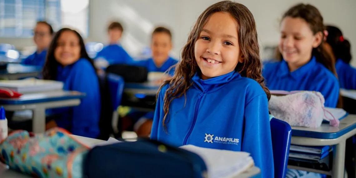 Anápolis dá salto histórico na alfabetização e amplia em 40,9% o número de leitores fluentes