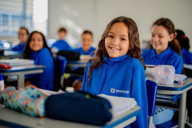 Anápolis dá salto histórico na alfabetização e amplia em 40,9% o número de leitores fluentes