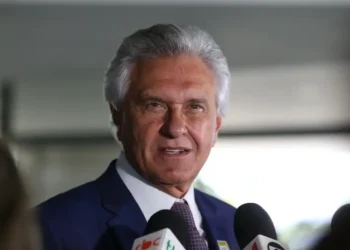 Ronaldo Caiado anuncia filiação ao PSD e defende candidatura própria do partido à Presidência em 2026