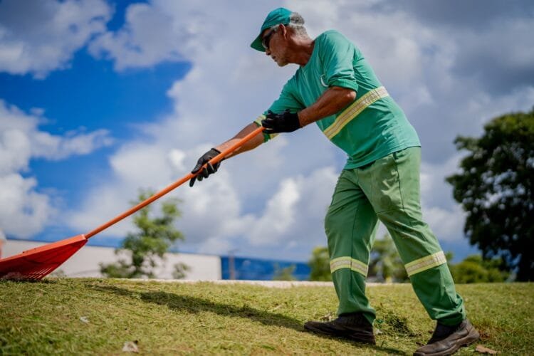 Prefeitura de Anápolis divulga programação do serviço de roçagem para esta quinta-feira (12)