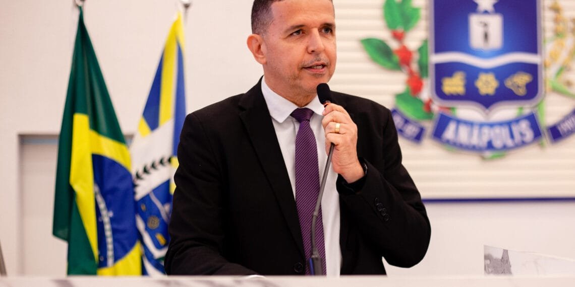 Wederson Lopes diz que Brasil voltou ao ciclo dos grandes escândalos sob o PT