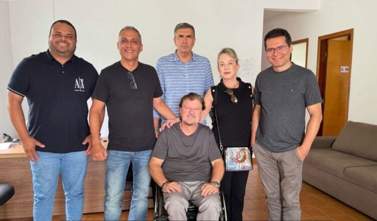 “Só cheguei aonde estou por causa do Bolsonaro”, diz Gayer em meio definições do PL para as eleições de 2026