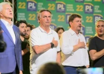 Sinalização de Bolsonaro por aliança com Caiado expõe racha na direita de Goiás e coloca pragmatismo contra pureza ideológica