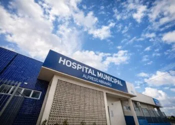 Hospital Alfredo Abrahão registra procura duas vezes maior que Unidade Mista da Vila Norte após UPA entrar em reforma