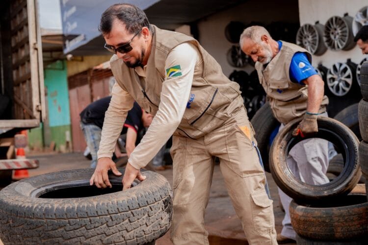 Prefeitura realiza ação de combate contra a dengue no Conjunto Filostro Machado neste sábado (28)