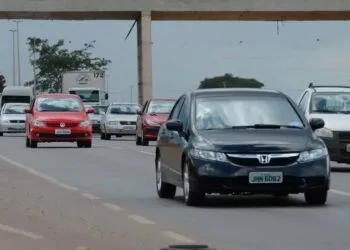 Rodovias federais registram em média 199 acidentes e 16 mortes por dia em 2025, dia PRF