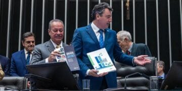 Brasil 2050: plano da CNI prevê economia adicional de até R$ 38 bi em 2026 e defende redução dos juros