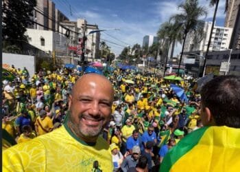 Major Vitor Hugo coloca nome à disposição para 2026 e reforça apoio a Gustavo Gayer ao Senado