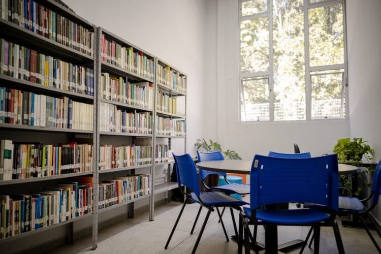 Polo UAB Anápolis oferece pós-graduação gratuita da UFG em educação a distância