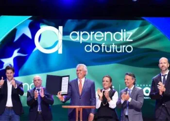 Investimento de R$ 453 milhões impulsiona acesso de jovens ao mercado de trabalho em Goiás