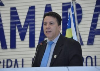 MP de Goiás pede absolvição sumária de ex-vereador Hélio Araújo em investigação sobre suposta rachadinha