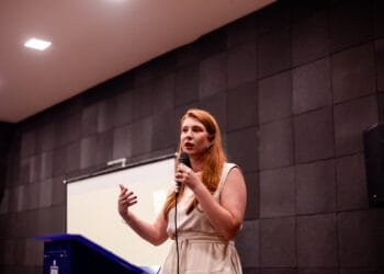 Andreia Rezende explica ausência de reajuste e destaca responsabilidade fiscal na Câmara de Anápolis