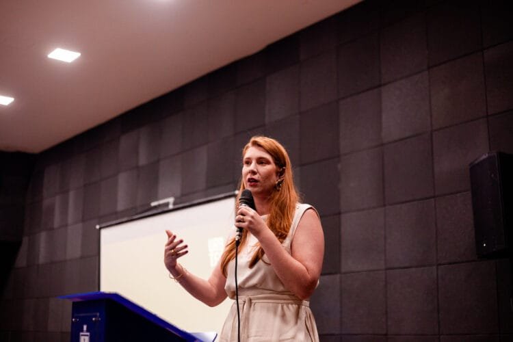 Andreia Rezende explica ausência de reajuste e destaca responsabilidade fiscal na Câmara de Anápolis