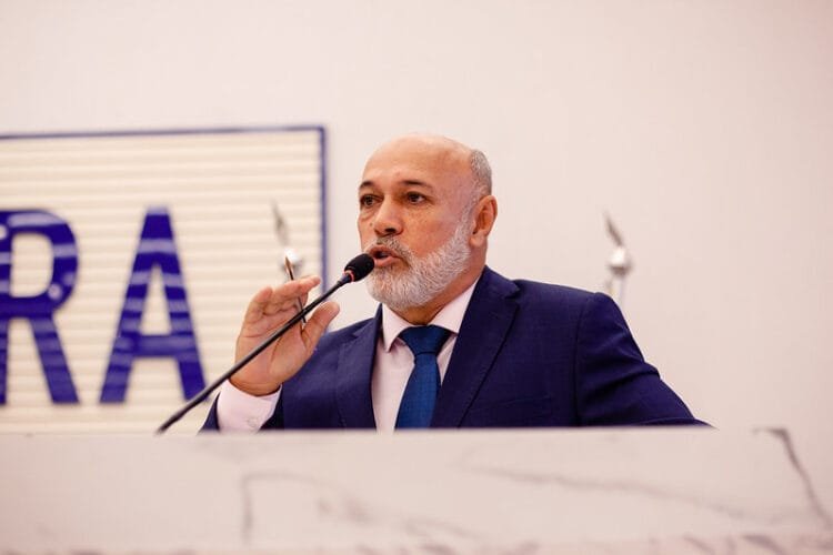 Jakson Charles afirma que TSU não teve aumento e destaca parcelamento em até 12 vezes em Anápolis