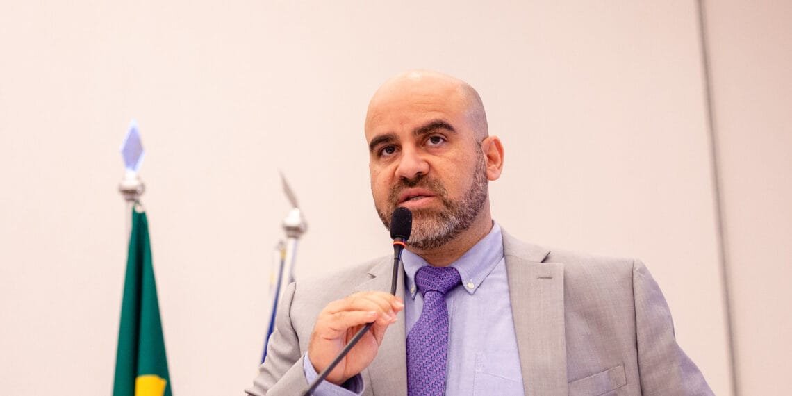 “Constrangeu a oposição”: líder do Executivo exalta gestão da saúde e rebate críticas na Câmara de Anápolis