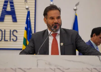 “Eu não estou nem aí para o eleitor do prefeito”: fala de Domingos repercute no Legislativo.