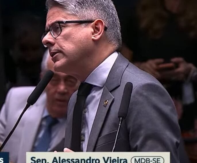 Alessandro Vieira cobra reação do Congresso após relatar pressões de ministros do STF durante votação da CPI do Crime Organizado