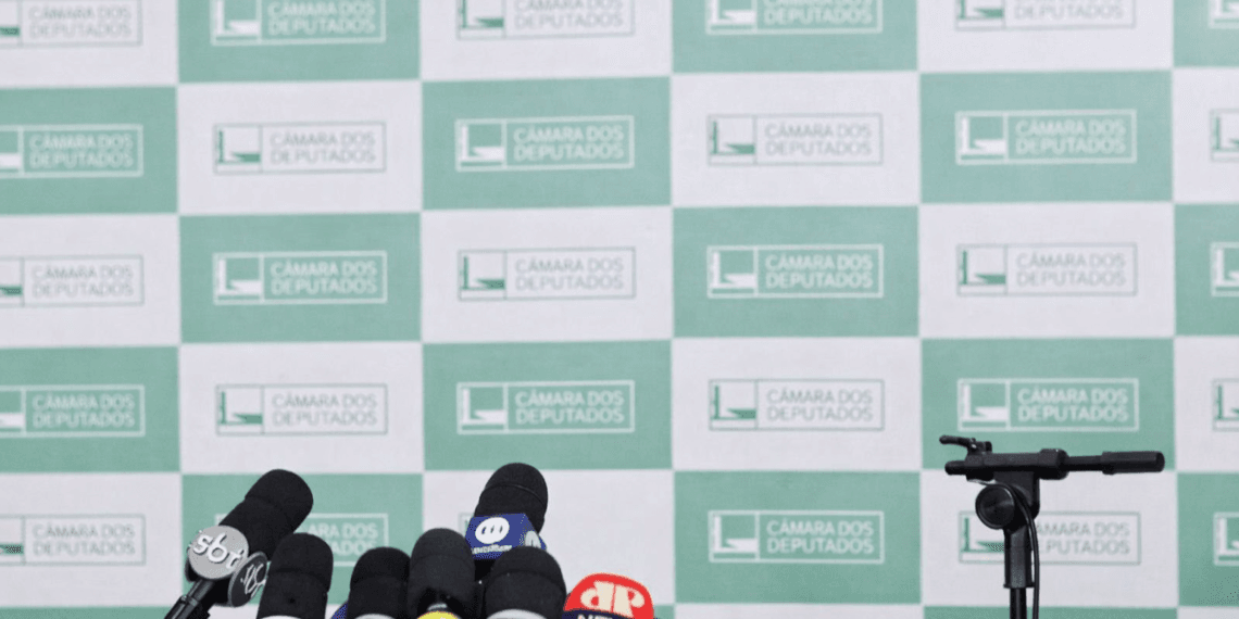 Jornalismo não é para agradar, é para informar e confrontar a realidade