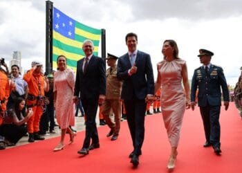 Daniel Vilela assume governo de Goiás e fala em continuidade de Caiado