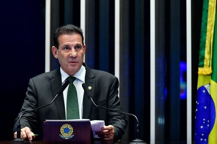 Vanderlan Cardoso lidera rejeição ao Senado com 20,8%, aponta Paraná Pesquisas