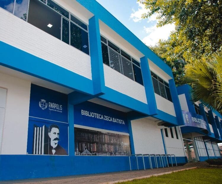 Biblioteca Municipal Zeca Batista celebra 93 anos com programação especial em abril