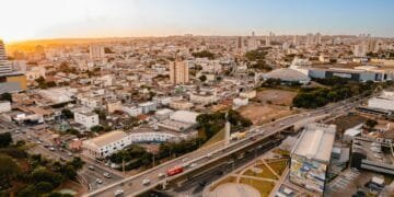 Confira o que abre e fecha durante o feriado prolongado de Tirandentes