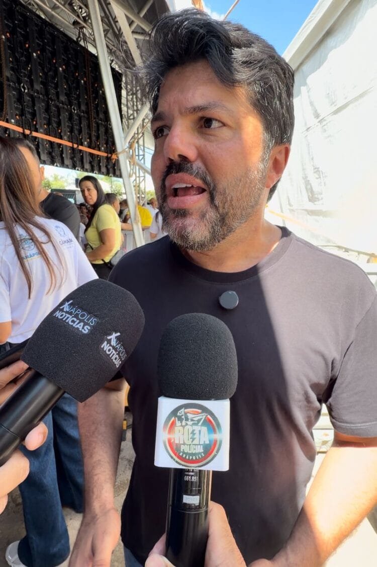 “Vocês não estão mais só”, diz Márcio Corrêa ao anunciar obras e nova unidade de saúde em Anápolis