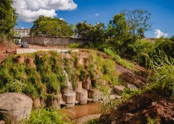 Cinco frentes de trabalho: Anápolis avança na reconstrução de pontes e travessias