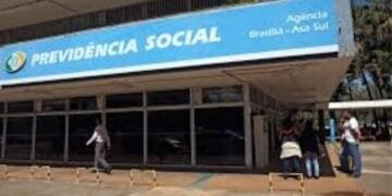 Empréstimo consignado é usado por maioria de beneficiários do INSS para pagar dívidas, revela pesquisa