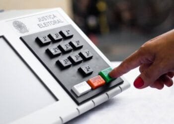 Eleições 2026: campanha do TSE ensina eleitor a reconhecer fake news