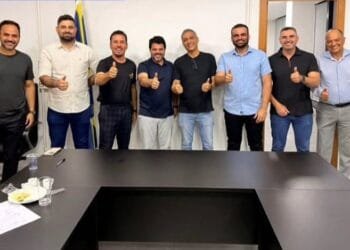 Após articulação de Márcio Corrêa, cinco prefeitos declaram apoio a Gustavo Gayer ao Senado