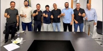 Após articulação de Márcio Corrêa, cinco prefeitos declaram apoio a Gustavo Gayer ao Senado