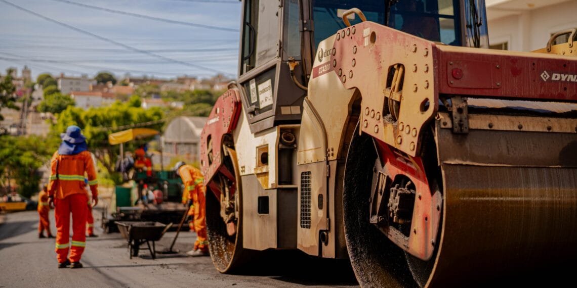 Prefeitura avança com recapeamento na Avenida Goiás e prepara próxima frente de obras na Benvindo Machado