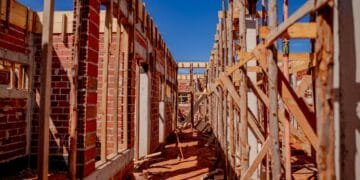 Obras da USF Vila Esperança avançam e unidade deve ampliar atendimento na região
