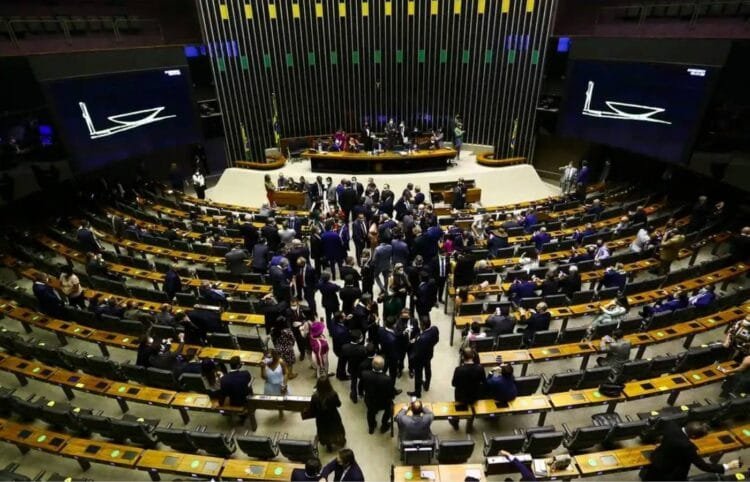 Comissão especial pode acelerar aumento do teto do MEI na Câmara, afirma Lupion
