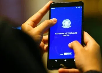 Fim da jornada 6×1 pode aumentar processos trabalhistas, avalia ex-juiz do Trabalho