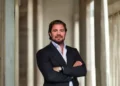 Suposto financiamento de filme sobre Bolsonaro ganha novo capítulo após nome de Daniel Vorcaro surgir em produções sobre Lula e Temer