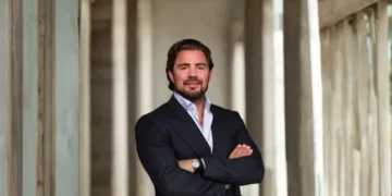 Suposto financiamento de filme sobre Bolsonaro ganha novo capítulo após nome de Daniel Vorcaro surgir em produções sobre Lula e Temer