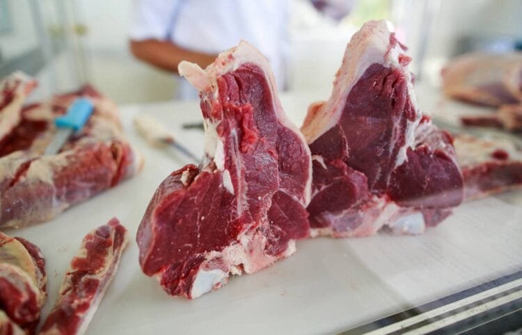 Federação paranaense cobra ‘celeridade máxima’ para evitar embargo da UE às carnes brasileiras