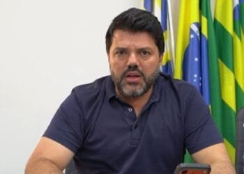 “Quem gera emprego e renda precisa de apoio”, diz Márcio Corrêa ao defender regularização de bares e restaurantes em Anápolis