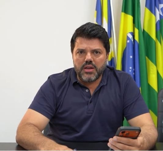 “Quem gera emprego e renda precisa de apoio”, diz Márcio Corrêa ao defender regularização de bares e restaurantes em Anápolis