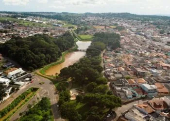 Vereador aponta solução para o Parque Onofre Quinan e defende obras para acabar com alagamentos em Anápolis