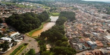Vereador aponta solução para o Parque Onofre Quinan e defende obras para acabar com alagamentos em Anápolis