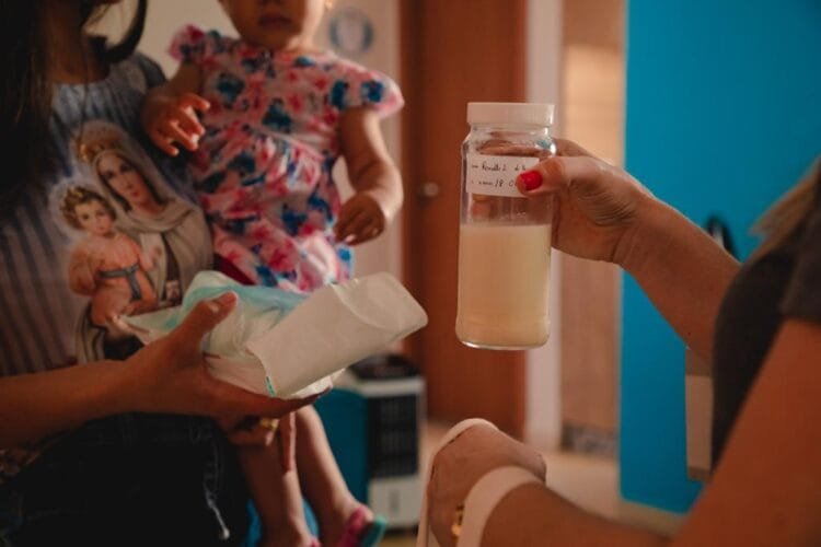 Rota do Leite Humano leva coleta domiciliar e amplia apoio às mães em Anápolis