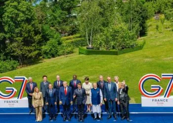Lula e Trump ficam lado a lado no G7, mas gesto chama atenção e gera repercussão
