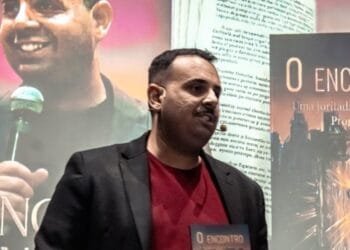 Matheus Corrêa, morador de Anápolis, lança livro que provoca reflexão sobre vazio existencial e busca por propósito