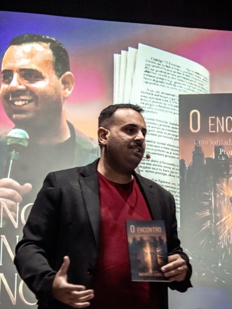 Matheus Corrêa, morador de Anápolis, lança livro que provoca reflexão sobre vazio existencial e busca por propósito