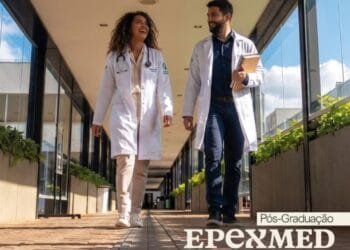 Muito além do diploma: conheça a proposta da EpexMed para a formação médica prática